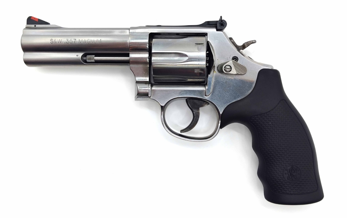 Picture of SMITH & WESSON, 686, STAINLESS, 357 MAGNUM HANDGUN - 2ND HAND