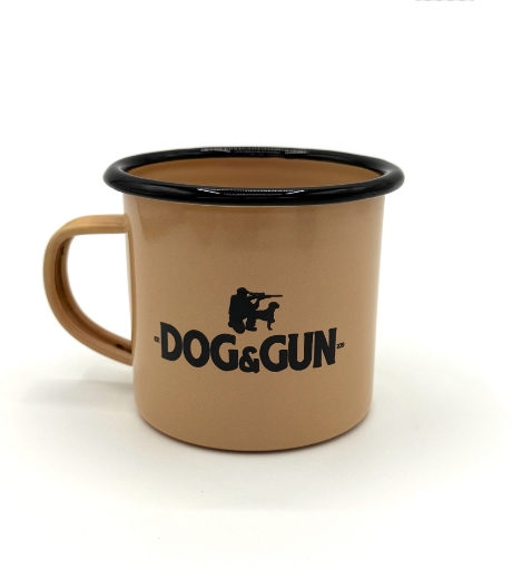 Picture of DOG & GUN ENAMEL MUG - SANDY TAUPE