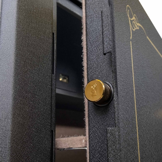 Picture of GUN SAFE UP TO 33 GUNS, KEYPAD, 240KG - W1650xD550xH1500mm, INTERNAL TOP LOCKER, SPIKA  #SCH2
